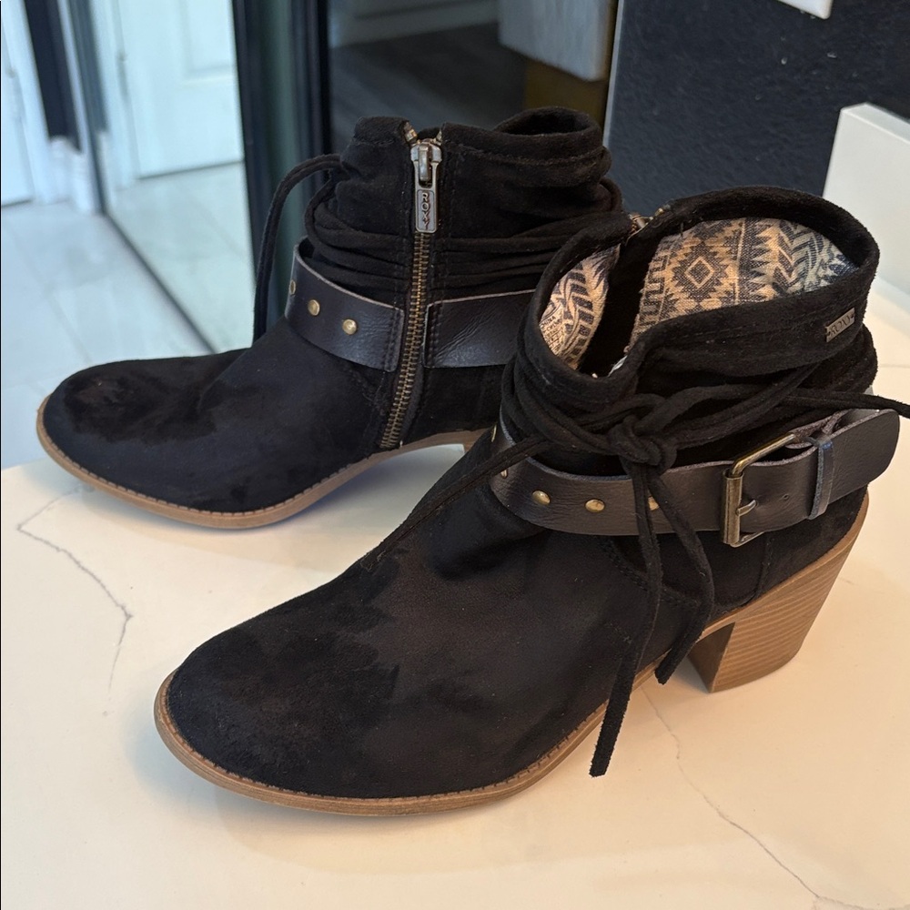 Boho hippie style Black Ankle suede Boots Booties with Buckle Detail